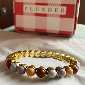 Plunder magnetic bracelet